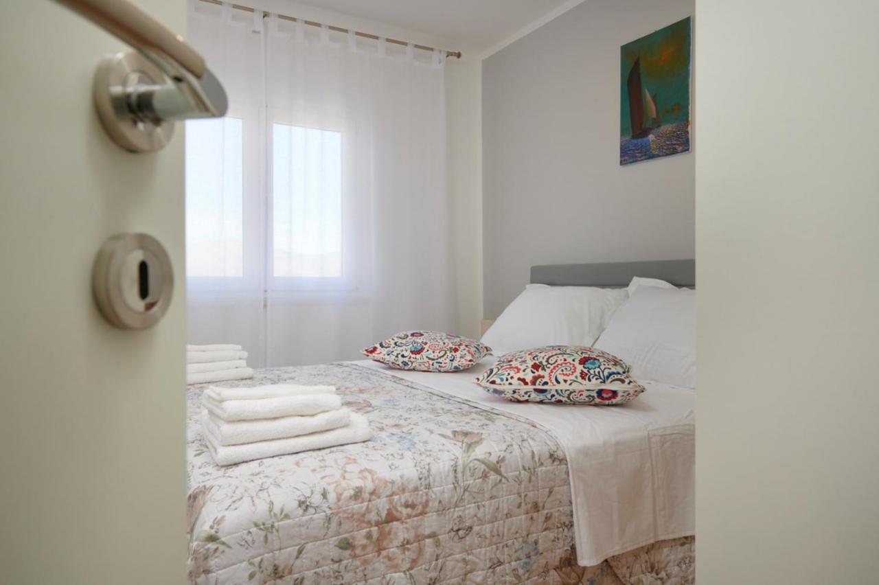 Apartments Marija Trogir Exterior photo